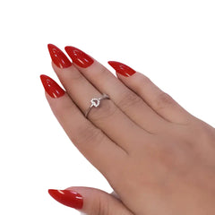 GLOSSY CLAWS NAILS (NAIL KIT INCLUDED)