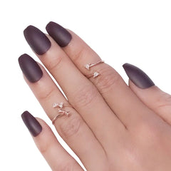 MATTE STILETTO NAILS (NAIL KIT INCLUDED)