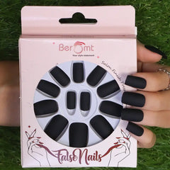 MATTE SQUARE NAILS (NAIL KIT INCLUDED)