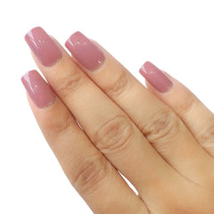 GLOSSY SQUARE NAILS (NAIL KIT INCLUDED)