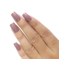 GLOSSY SQUARE NAILS (NAIL KIT INCLUDED)