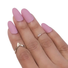 MATTE OVAL NAILS (NAIL KIT INCLUDED)