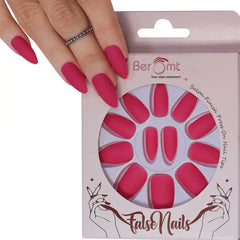 MATTE CLAWS NAILS (NAIL KIT INCLUDED)