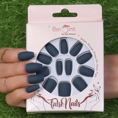 MATTE STILETTO NAILS (NAIL KIT INCLUDED)