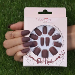 MATTE STILETTO NAILS (NAIL KIT INCLUDED)