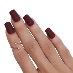 MATTE SQUARE NAILS (NAIL KIT INCLUDED)