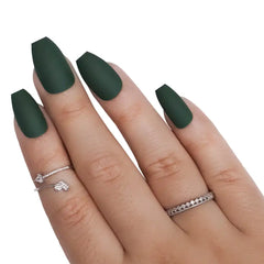 MATTE STILETTO NAILS (NAIL KIT INCLUDED)