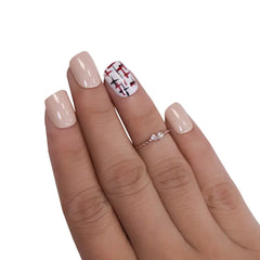 PRINTED SHORT SQUARE NAILS - (NAIL KIT INCLUDED)