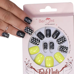 PRINTED SHORT SQUARE NAILS - (NAIL KIT INCLUDED)