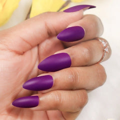 MATTE CLAWS NAILS (NAIL KIT INCLUDED)