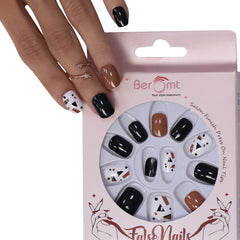 PRINTED SHORT SQUARE NAILS - (NAIL KIT INCLUDED)