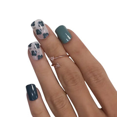 FLOWER PRINTED NAILS - (NAIL KIT INCLUDED)