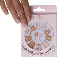 PRINTED SHORT SQUARE NAILS - (NAIL KIT INCLUDED)