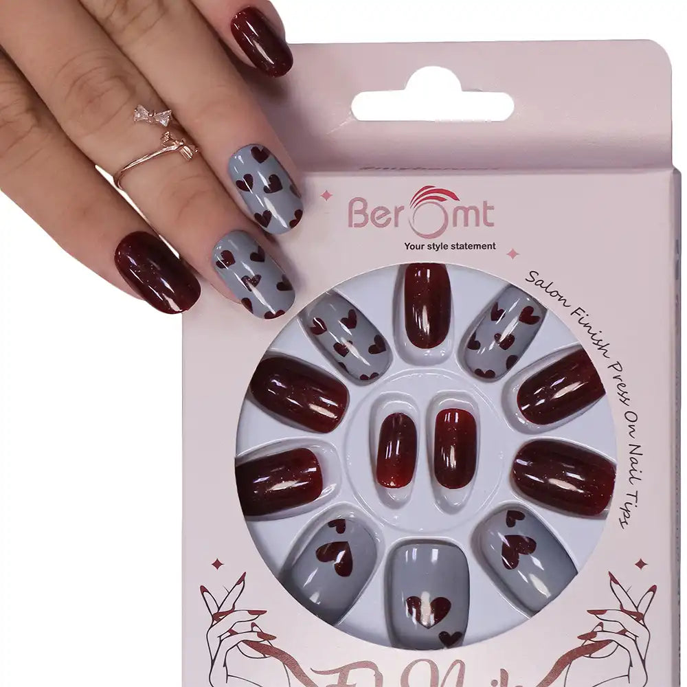 HEART PRINTED NAILS - (NAIL KIT INCLUDED)