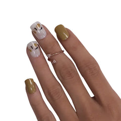 PRINTED SHORT SQUARE NAILS - (NAIL KIT INCLUDED)