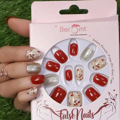 GLITTER SMALL SQUARE NAILS (NAIL KIT INCLUDED)