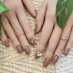 BRIDAL NUDE NAILS (NAIL KIT INCLUDED)