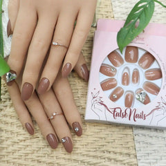 BRIDAL NUDE NAILS (NAIL KIT INCLUDED)