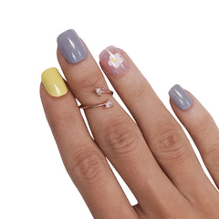 FLOWER PRINTED NAILS - (NAIL KIT INCLUDED)