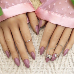 BRIDAL PARTY NAILS - (NAIL KIT INCLUDED)