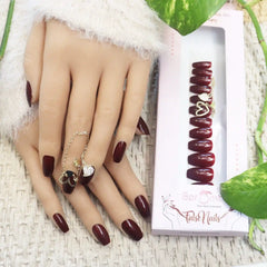 BRIDAL PARTY NAILS - (NAIL KIT INCLUDED)