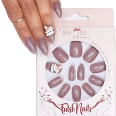 TEENAGE GIRL NAILS (NAIL KIT INCLUDED)