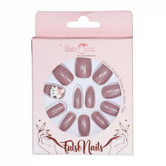 TEENAGE GIRL KIDS NAILS (NAIL KIT INCLUDED)