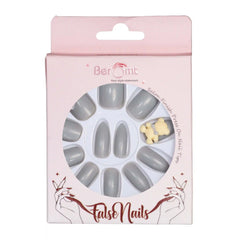 TEENAGE GIRL KIDS NAILS (NAIL KIT INCLUDED)