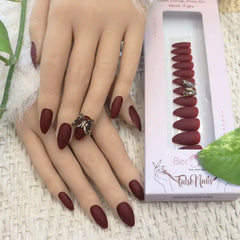 PARTY NAILS -2 (NAIL KIT INCLUDED)