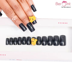 TEENAGE GIRL KIDS NAILS (NAIL KIT INCLUDED)