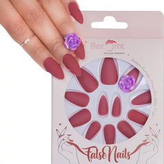 TEENAGE GIRL NAILS (NAIL KIT INCLUDED)