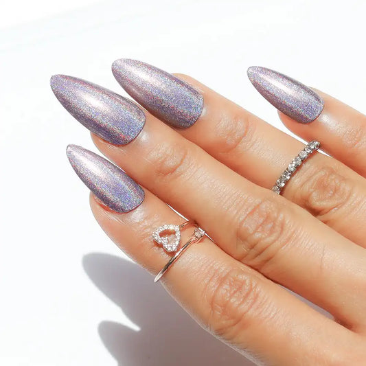 LINEAR HOLOGRAPHIC NAIL POLISH