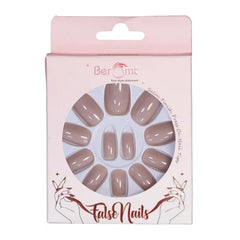 GLOSSY SQUARE NAILS (NAIL KIT INCLUDED)